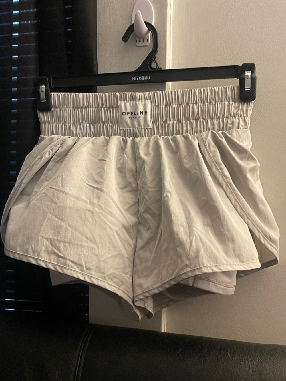 Offline by Aerie Women's Gray Athletic Elastic-Waist Active Shorts Sz Small NWT
